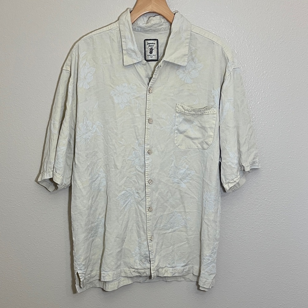 Jamaica Jaxx Silk Cream Floral Button Down Short Sleeve Shirt
